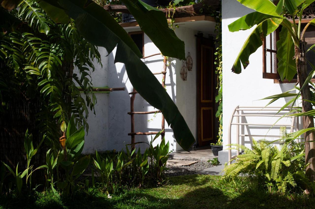 Marshmallow Homestay Ahangama Esterno foto